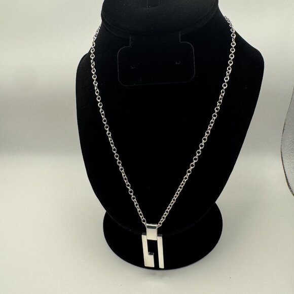 Gucci Open Bar Pendant Necklace - full inclusion - Picture 1 of 7